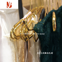 三维工匠北欧ins风塑料透明衣架亚克力金粉水晶衣撑衣挂衣帽间服装店专用