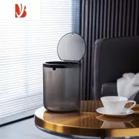 三维工匠桌面垃圾桶现代风轻奢卧室床头迷你收纳桶带盖家用办公桌餐桌纸篓