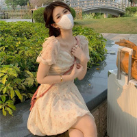 权小威 新款碎花连衣裙女夏露骨泡泡袖收腰显瘦裙子短裙茶歇裙方领69