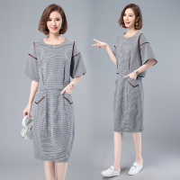 权小威 2022夏装新款时尚两件套套装裙套气质大版型小细格半裙