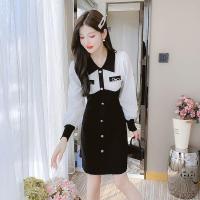 权小威 法式小香风针织连衣裙2022秋冬新款显瘦气质拼接蝴蝶结胸针打底裙