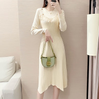 权小威 今年流行的连衣裙长裙2022秋冬季韩版新款打底针织毛衣裙