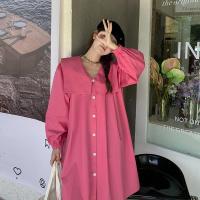 权小威 2023宽松显瘦梨型身材玫红连衣裙春装时尚休闲气质高级感潮流