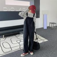 权小威 2023牛仔背带裤女潮流宽松直筒显瘦遮肚小众设计减龄时尚