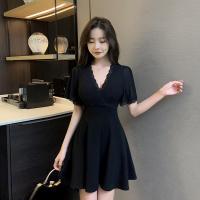 权小威 深V低胸微透性感连衣裙时尚蕾丝花边修身A字短裙夜场沐足技师