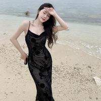 权小威 *法式复古黑色蕾丝烧花连衣裙高端气质吊带裙