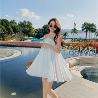 权小威 2023新款优雅气质吊带海边度假裙白色沙滩裙挂脖连衣裙女