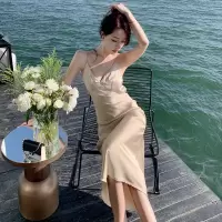 权小威 醋酸缎面露背性感钻石吊带晚礼服裙惊艳party小礼服轻奢小众高端