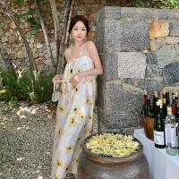 权小威 夏季新款甜美优雅气质温柔风时尚气质吊带连衣裙