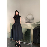 权小威 黑色修身显瘦短袖连衣裙冷淡风高级感别致裙子