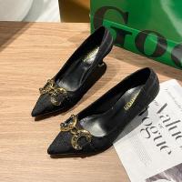 权小威 高跟鞋女2023春夏季新款韩版时尚水钻马衔扣尖头浅口细跟单鞋女