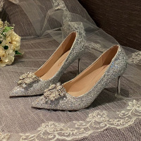 权小威 婚鞋女2023婚纱新娘鞋伴娘浅口高跟鞋亮片细跟香槟色单鞋