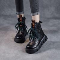 权小威 2023春秋季新款韩版时尚镂空软底圆头系带短筒时装女靴