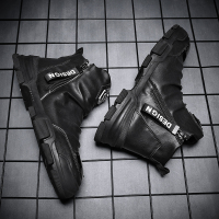 述雅韩版潮流男靴子英伦休闲马丁靴男士皮鞋高帮潮鞋黑色机车皮靴夏季