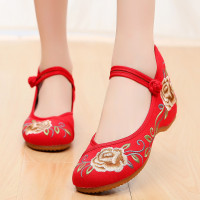 述雅新款民族风绣花鞋老北京布鞋女广场舞蹈鞋牛津软底妈妈鞋女单鞋子