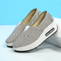 苏芈春秋新款摇摇鞋女百搭厚底增高坡跟帆布单鞋透气旅游休闲运动女鞋