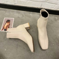 苏芈2021年新款瘦瘦靴百搭粗跟秋季马丁靴英伦风短靴方头网红高跟鞋女