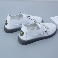 苏芈透气软底小白鞋女2021年新款春秋网红小雏菊百搭学生懒人休闲单鞋