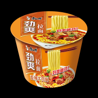 康师傅劲爽桶装泡面桶装整箱102g*12香辣牛肉单箱