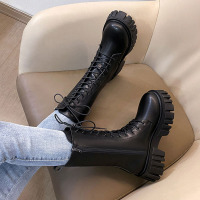 苏芈槿岸马丁靴女2021秋季新款厚底增高圆头系带百搭复古粗跟中筒机车靴子