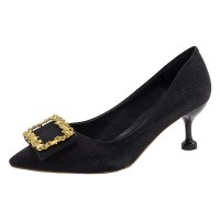 枫述5cm红色婚鞋女细跟中跟法式少女单鞋方扣水钻浅色伴娘鞋新娘鞋女