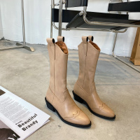 枫述鞋子女2021年新款韩版尖头套筒中跟粗跟休闲复古西部骑士靴马丁靴