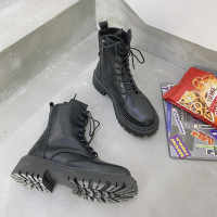 枫述网红马丁靴女英伦风2021春季新款百搭厚底增高靴子ins潮机车短靴