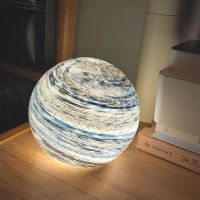 星球灯创意玻璃夜灯睡眠月球装饰台灯温馨实木月球灯卧室床头灯 15cm深蓝色 (单色无线款)