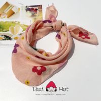 儿童围巾春秋薄款男女宝宝防风纱巾三角巾婴儿棉麻小方巾儿童围 小花(杏色)