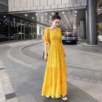 小雏菊雪纺碎花连衣裙女2021夏装新款高腰显瘦 V领仙女气质长裙子 小邹菊黄色 S 85-100斤