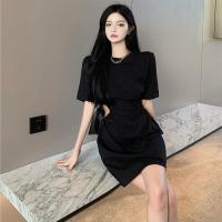 休闲侧面镂空连衣裙小心机绑带抽绳连衣裙收腰显瘦超火气质t恤裙 黑色 收藏关注 优先发货 S 建议70-90-斤