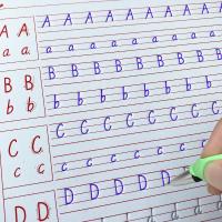 小学生英语字帖斜体英文字母凹槽练字帖魔幻练字板单词练字本3-6 基础入门(26字母+基础单词)