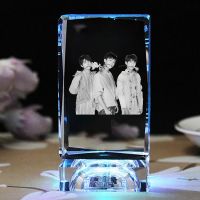 TFBOYS组合水晶摆件生日礼物女生送同学纪念品王俊凯王源易烊千玺 电池彩灯底座 tfboys 02