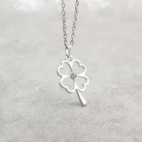 TFBOYS周边王俊凯王源易烊千玺同款简约时尚名字项链男女吊坠学生 四叶草【小三只】 普通袋装