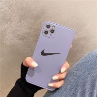 潮牌紫色墨绿耐克12Pro Max苹果11手机壳新款XSMAX硅胶7/8plus全 边框凹陷菱角 浅紫底NK标 苹果12