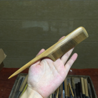 儿童尖尾梳护发自然绿檀香推荐小孩扎头发辫防密静电尖挑原木梳子 绿檀木尖挑梳21.5cm