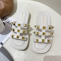 枫述小清新铆钉松糕鞋女外穿2021年夏季新款百搭厚底配裙沙滩鞋女