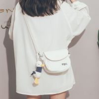 夏天上新 小包包女2021新款潮ins古着感可爱少女帆布包斜挎手机包 白色 关注店铺送徽章 时尚挂件没有包包