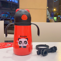 宝宝保温杯吸管带刻度防呛防漏饮水杯带手柄背带两用便携喝奶杯子 红色420ml