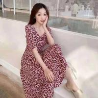 V领性感露背高腰绸缎连衣裙短袖女显瘦修身收腰气质碎花雪纺长裙 红色 高品质 S 建议80-95斤