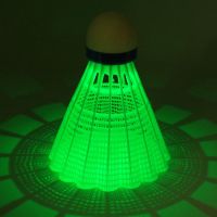 4只发光羽毛球耐用防风打不烂开关控制彩色光夜用荧光尼龙羽毛球|[发光尼龙羽毛球]绿色3只