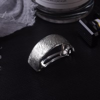 东大门哑光拉丝雾面光泽金属几何弧形弹簧夹马尾扣发卡子头饰