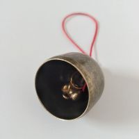 带铃锤会响的风铃店铺挂饰门铃防盗铃钥匙扣汽车diy复古铃铛挂件 复古红绳合金风铃(买二送一)一个不送