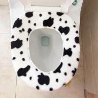 通用马桶圈坐便器垫马桶坐垫可爱软萌兔子家用毛绒保暖坐便马桶套 奶牛