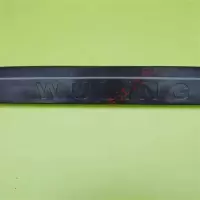 五菱荣光6407后门全铁大拉手护板后尾门牌照壳装饰条配件 黑色[塑料款]