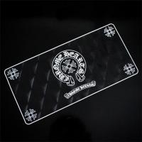 潮牌克罗心汽车防滑垫手机香水垫车载车用超大号骷髅头餐巾盒垫 黑底白克罗心[单张]