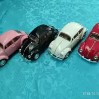 甲壳虫老爷车1967/合金车模/双开车门/回力功能/烘焙赠品 红