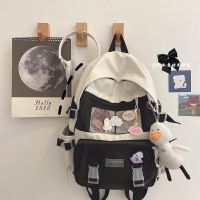 书包女学生韩版古风初中高中生原宿简约百搭ins风双肩包旅行背包 黑色 包+5徽章 2卡片[随机款]+腮红熊