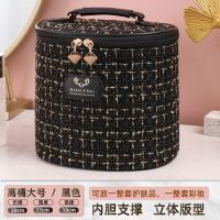 化妆包女立体化妆箱手提便携化妆品收纳包简约大容量护肤品收纳盒 闪亮质感黑[加厚定型内胆可水洗] 低筒小号[21*16*1