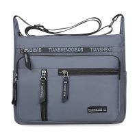 新款多隔层男包大容量时尚单肩包尼龙布休闲旅行包商务斜挎包大包 灰色